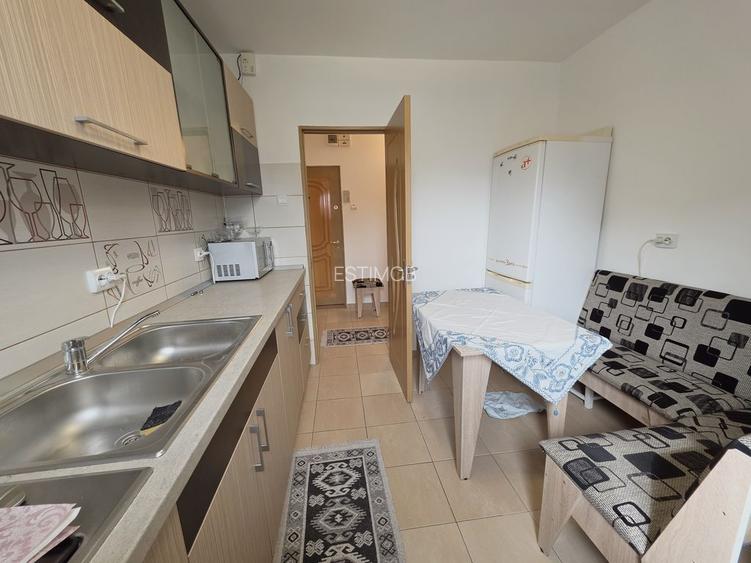 Cartierul Astra zona planete 3 camere cu 2 balcoane etaj 3/4 mobilat și utilat - 13