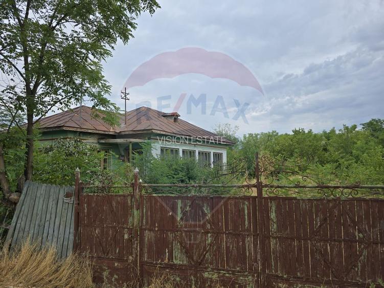 Casa / Vila cu 3 camere de vanzare - 3