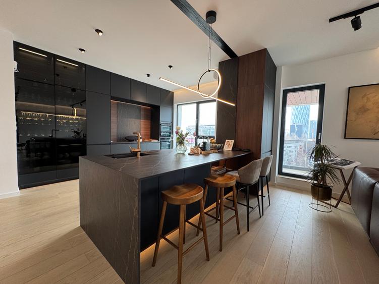 Vanzare apartament 3 camere  tip penthouse- Lux - Nusco - 1