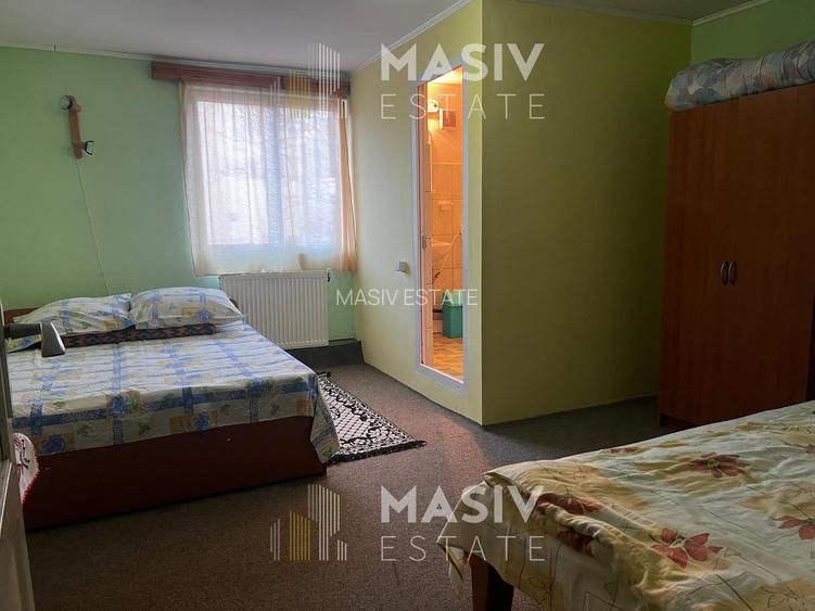 Casă spațioasă de vânzare în Azuga – 9 camere, 6 băi, vedere la Munții Bucegi - 3