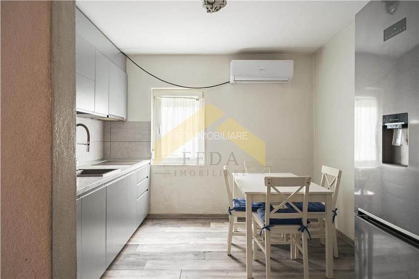 Apartament 3 camere de vanzare cartier Micalaca, zona 500 - 11