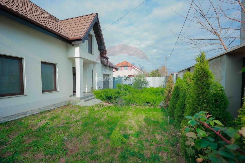 Casă 4 Camere cu Garaj, Construită de Proprietar, Cartier Episcopia - 2