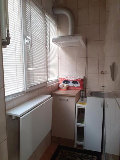 INCHIRIERE GARSONIERA, ULTRACENTRAL, PIATA  ROMANA, - 9