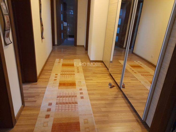 De vanzare casa cu 5 camere, Sangeorgiu de Mures, Cartierul Rozelor - 7