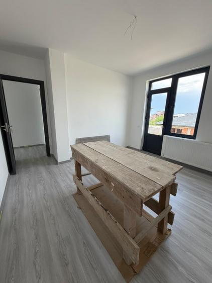 Vila 4 camere /Bragadiru-Celofibrei id nr 37