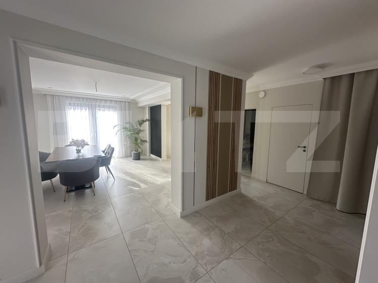 Casa 9 camere, 330 mp, 400 mp teren, zona Semicentrală
