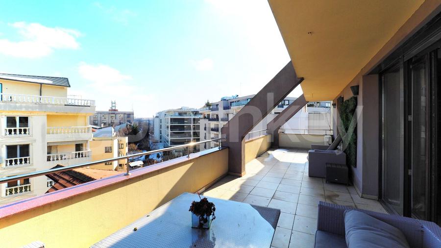 Penthouse generos cu 4 camere, 3 bai | terase 33mp | 227mpc