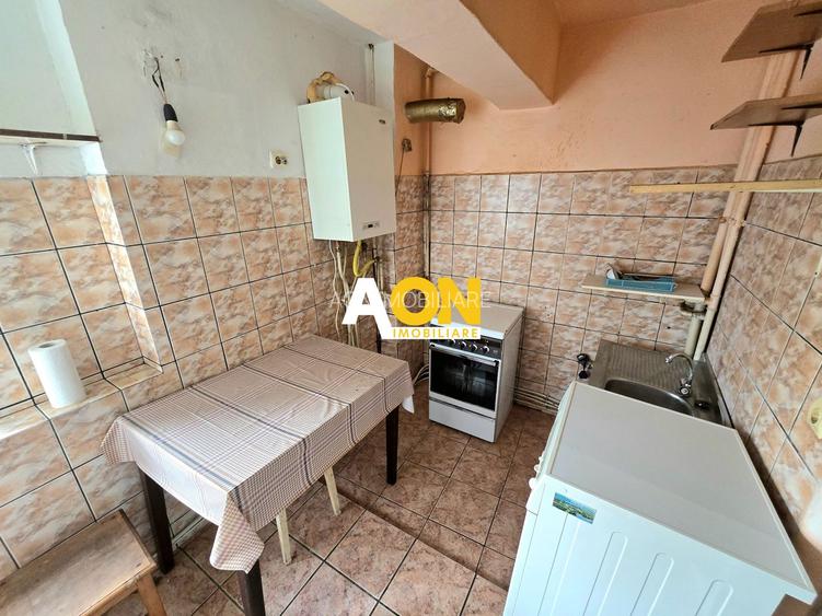 Garsonieră de Vânzare, 24mp, Etaj 3, Zona Cetate - 4