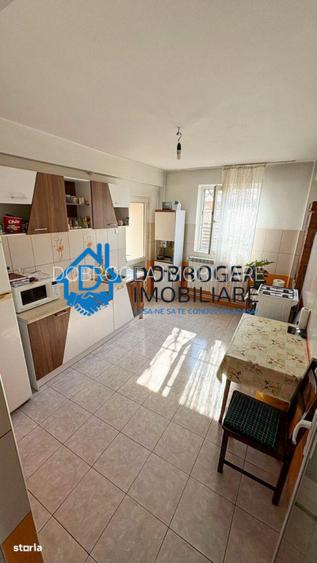 SOMOVA- CASA  P+1+M , SUPRAFATA 200 MP, TEREN 640 MP - 2