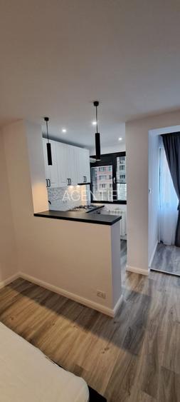 Dristor metrou in fata blocului - 5