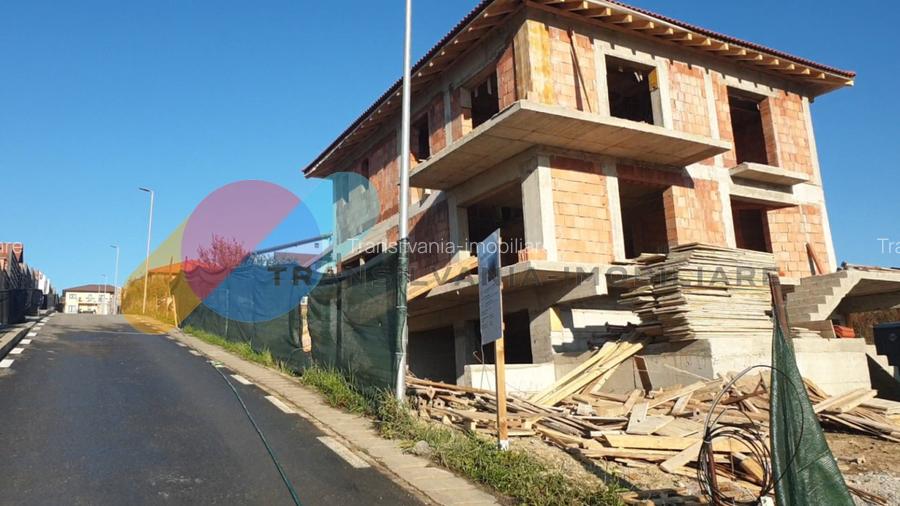 Casa Individualala la intrare in Chinteni suprafata utila 253 mp si teren 474 mp - 3