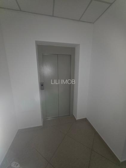 Inchiriez cladire de birouri - 9