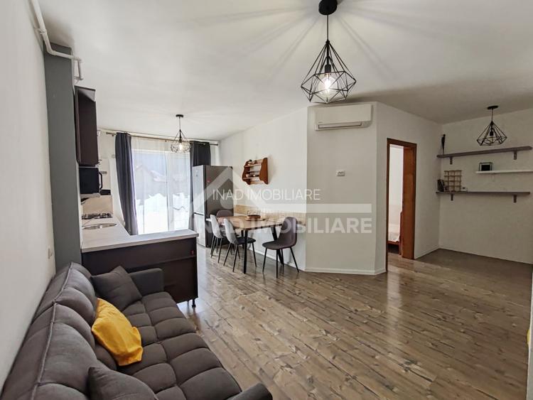 Apartament cu 2 camere+nisa de dormit, balcon, parcare, Str.Florilor - 3