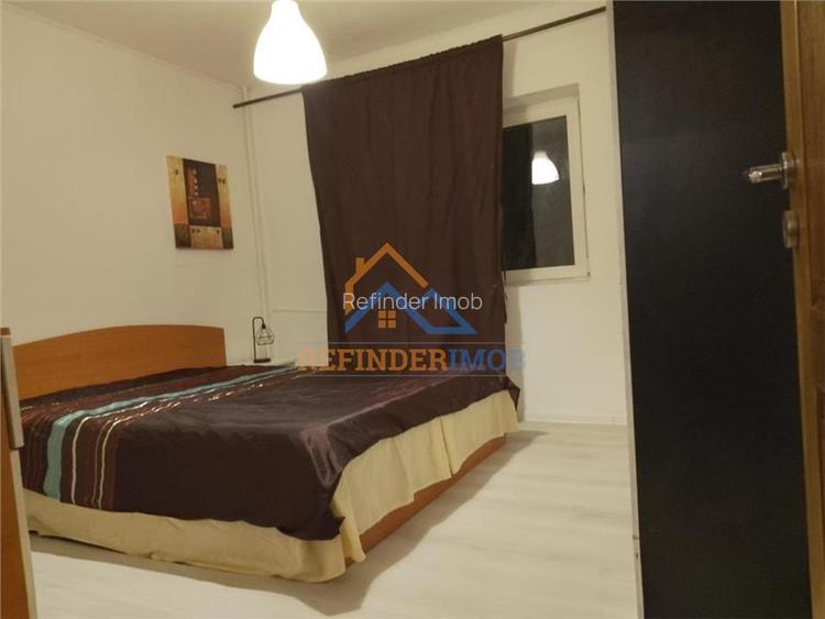 Apartament 3 camere Unirii decomandat etaj 2 - 4