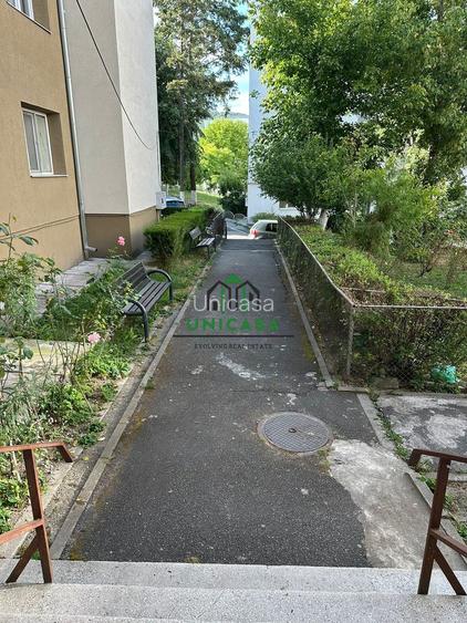 Apartament 3 camere - Zona Petrisor - 3