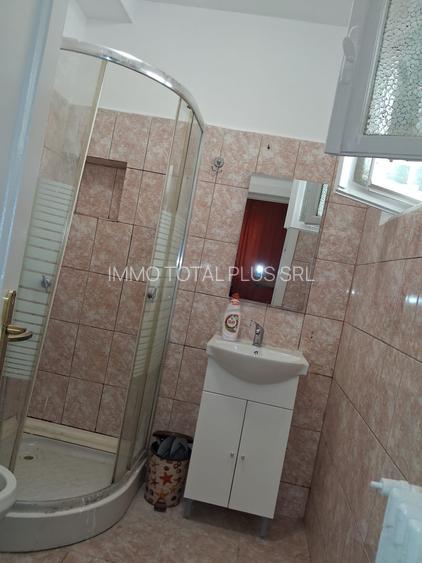 Romana -  ASE 320 euro/luna Piata Romana - 9