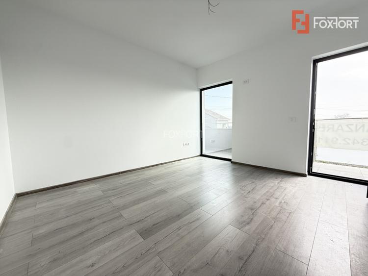 Casa individuala cu 4 camere, situata la drum asfaltat in Sacalaz - 40