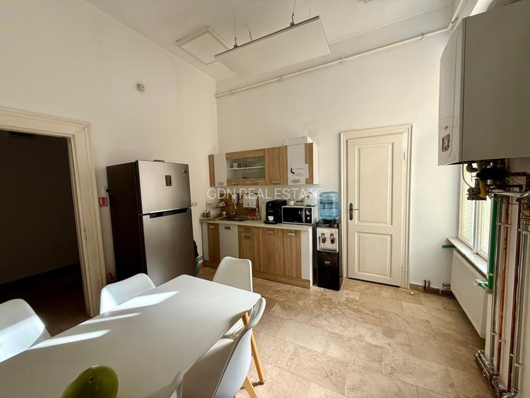 Închiriere birou ultracentral 230 mp. - 2300 EUR+TVA - 10