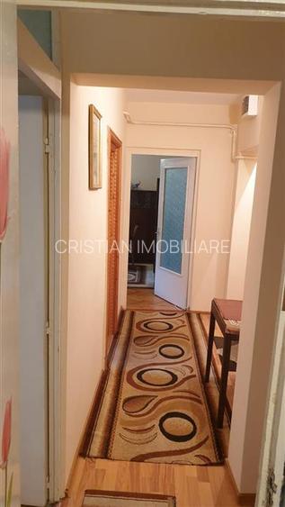 Ultracentra Calarasilor - Bariera 2 camere etaj 2, confort 1 decomandat Spatios, - 11