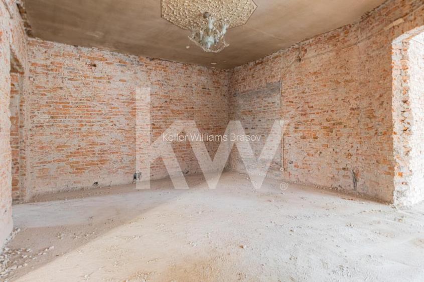 Proiect de restaurare langa Cetatea Prejmer,  casa si teren de 5.458 mp - 16