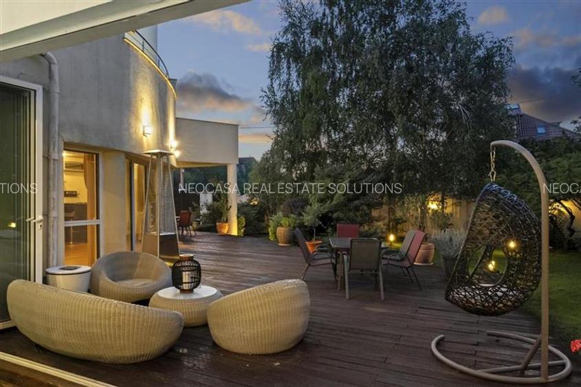 Vila de lux in apropiere de Cambridge School | Curte superba - 3