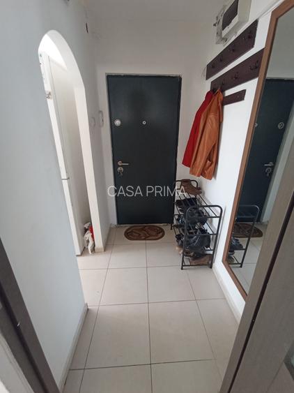 Apartament 2 camere Podu Ros-Piata Nicolina, mutare imediata - 8