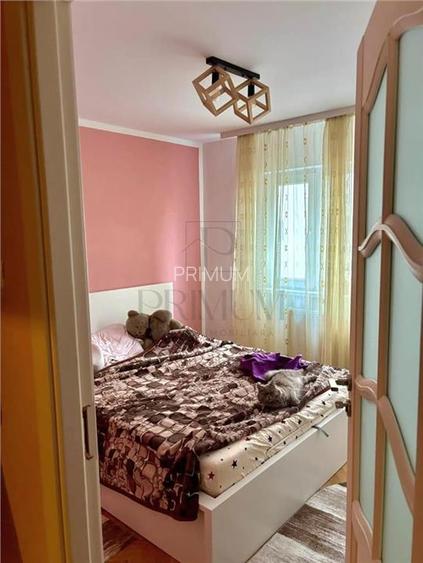 DAMBOVITA - ETAJ 3 - DECOMANDAT - 3 CAMERE - 2 BAI - 2 BALCOANE - CENTRALA PROPR - 9