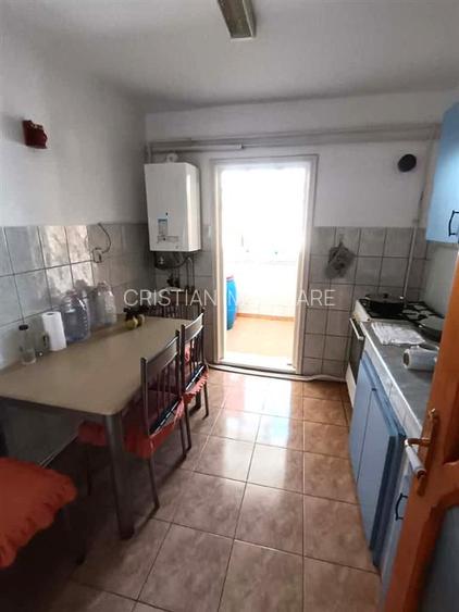 Pret Excelent! Ap 2 camere, Radu Negru, 2 balcoane - 4