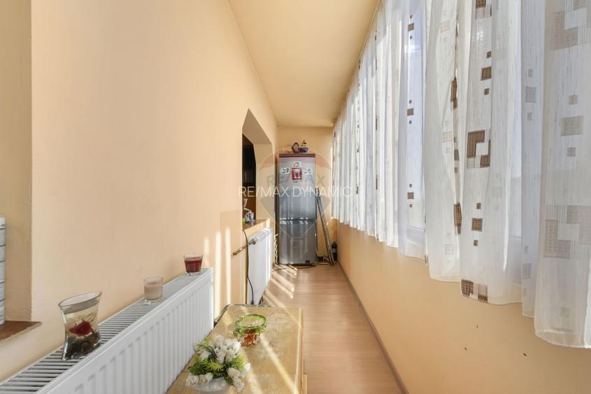 Apartament cu 5 camere decomandat de vanzare in Micalaca,Arad - 4