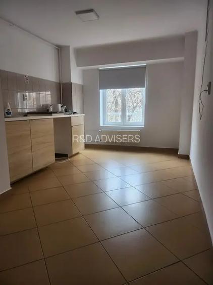 Apartament pentru firma 2 camere | 54 mp | Etaj 1 | Nemobilat | - 2