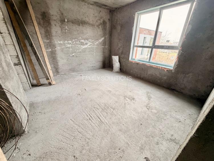 Casa P+1+M. Constructie noua. Strada asfaltata - 12