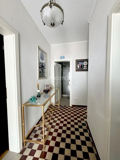 Vanzare vila Gradina Icoanei - Dacia - curte, casa de oaspeti - 22