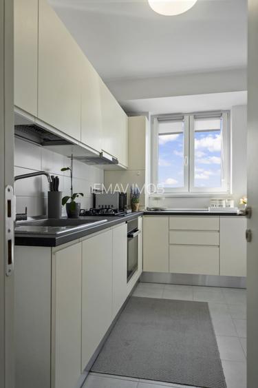 VANZARE AP. 2 CAMERE COMPLET MOBILAT+PARCARE SUBTERANA LANGA METROU 1 DECEMBRIE - 11