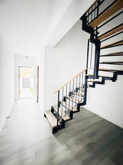 Duplex modern 4 camere, 300mp teren,  101mp utili-  Utvin - 2