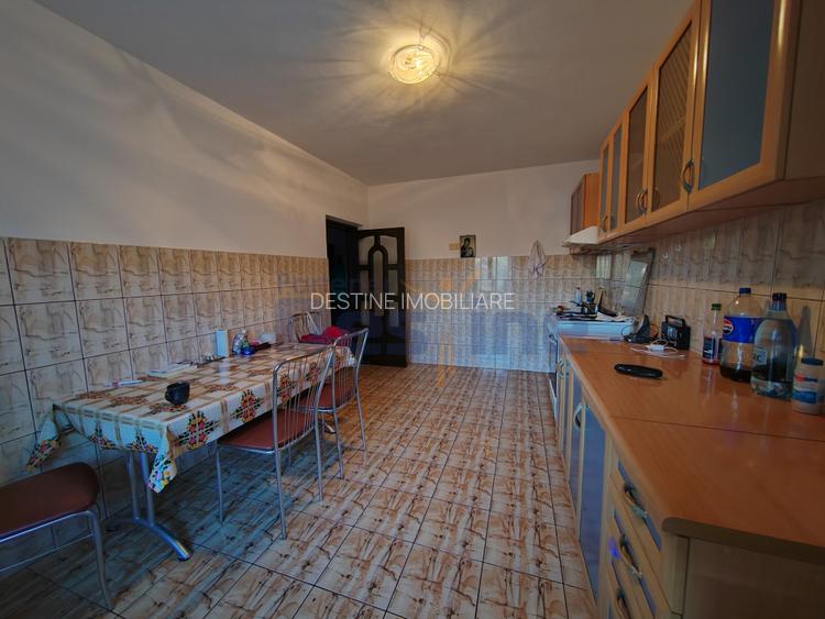 Casa individuala P+ETAJ+POD 208 mp + 635 mp TEREN - BUCIUM - 7