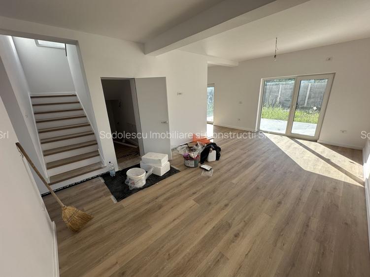 Duplex despartit prin spatiu tehnic - 2