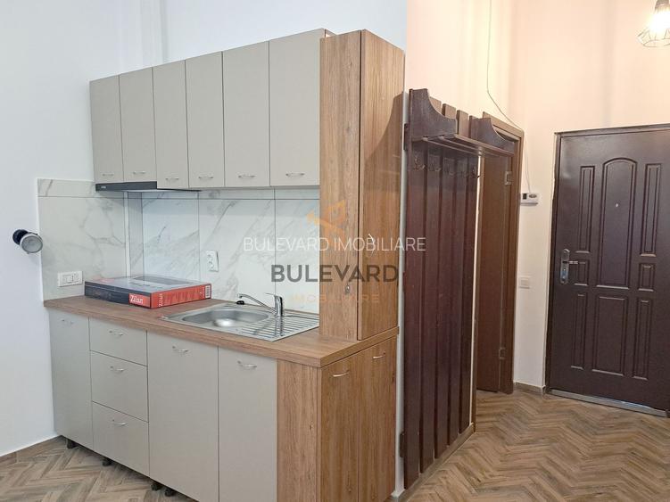 Garsoniera de inchiriata in zona Metro! - 6