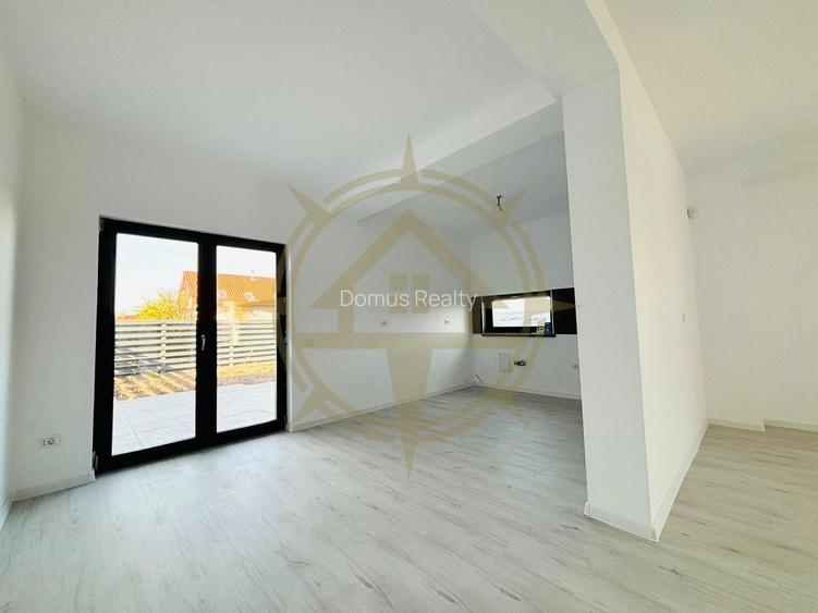 DOM00389 - VIla de 4 camere Corbeanca cu vedere lac - 6