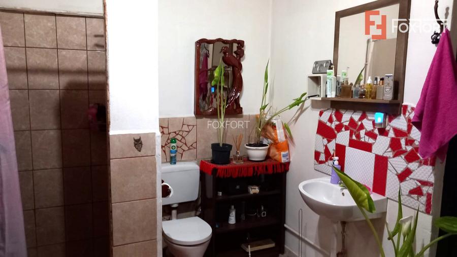 Casa individuala + hala de vanzare in Grabat  - 13