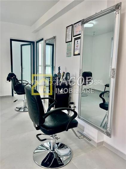 De inchiriat - Scaun/camera in incinta salonului, Zona Alecu Russo, Bacau - 10