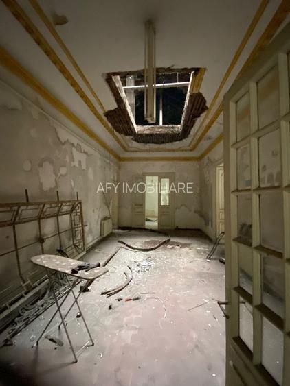 De Vanzare Vila Interbelica, 8-10 Camere, Romana - Zodiac - 11