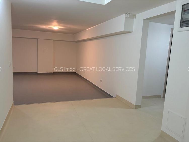 Vila exclusivistă cu 6 camere, piscina si grădină Băneasa - 10