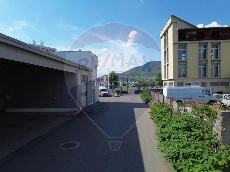 Spațiu industrial de 700mp de vânzare în zona DEDEMAN BAIA MARE - 10