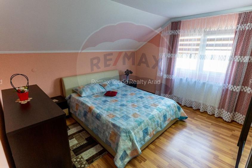 Casă / Vilă Sesuri, jud Hunedoara - 13