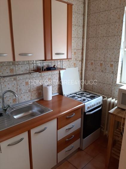 Drumul Taberei - Metrou Favorit langa bloc, 32 mp., 4/10 - 3