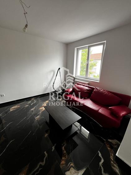 Apartament de inchiriat - zona Teatru - etaj 2/2 - 3