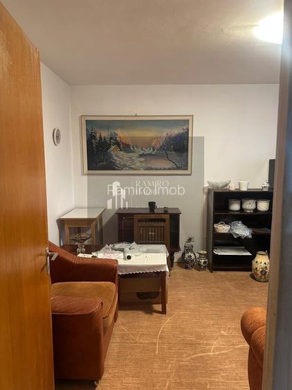 APARTAMENT 2 CAMERE, BRANCOVEANU, DE RENOVAT - 4