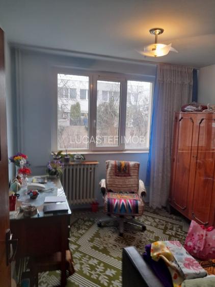 3 CAMERE - TITAN - JEAN STERIADI - 3