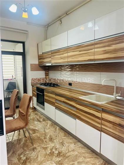 Apartament 3 camere decomandat,  mobilat, utilat modern, zona Coresi, Tractorul, - 13