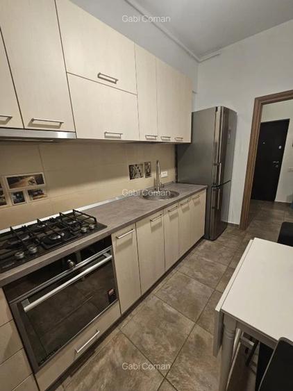 Vacaresti 2 camere cu 2 bai si terasa 22 MP + parcare